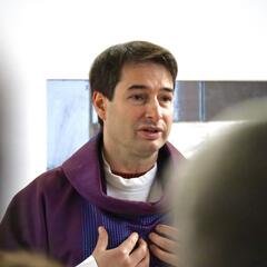 Galeria - Imagem 3 da Padre Celso Marques visita ALADI para uma eucaristia de Pscoa