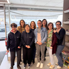 Galeria - Imagem 2 da Utentes do vida  montra de Natal da Papelaria Galeria