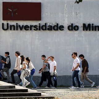 Imagem da Natal para todos: Universidade do Minho adapta brinquedos para crianas com deficincia