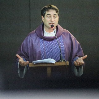 Imagem da ALADI une jovens do Ros�rio e utentes em celebra��o de P�scoa