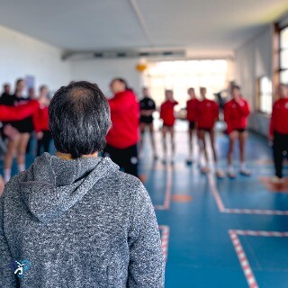 Imagem da Atletas de voleibol do Leixes dinamizam atividade (e doam bens alimentares)