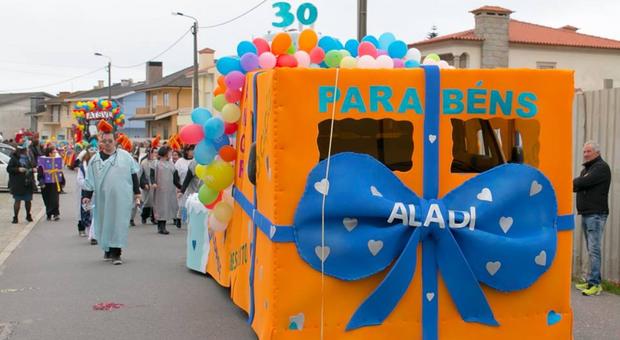 Festejar os 30 anos no Carnaval