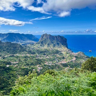 Imagem da Utentes aproveitam (e descobrem) a paisagem e o sol da Madeira