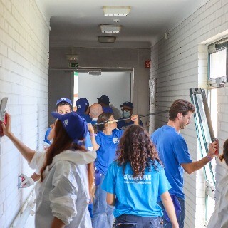 Imagem da Mais de 100 volunt�rios da Porto Business School renovam espa�os da ALADI