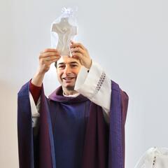 Galeria - Imagem 13 da Padre Celso Marques visita ALADI para uma eucaristia de Pscoa