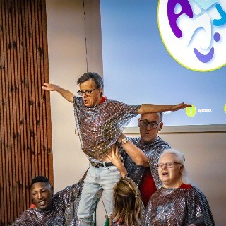 Imagem da Utentes apresentam atuao nas comemoraes dos 50 anos do STSS